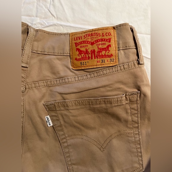 Levi’s 511 Slim Khaki Pants - 31X32 - Used - Picture 3 of 5